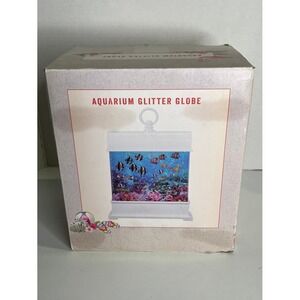 Cracker Barrel Tropical Fish Aquarium Glitter Globe Lighted In Box Motion